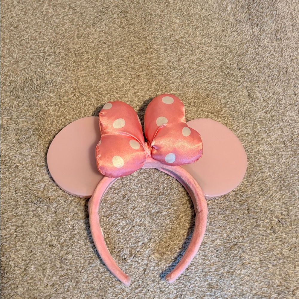 Authentic Disney World Pink Light Up Minnie Ears